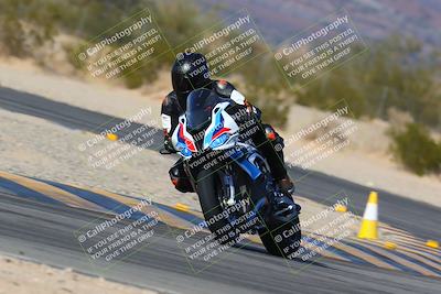 media/Jan-13-2024-SoCal Trackdays (Sat) [[9c032fe5aa]]/Turn 4 (135pm)/